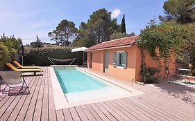 La Maisonnette De Vacances Avec Piscine Privee Pour 2 Pers